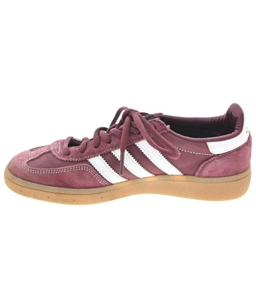 adidas 運動鞋