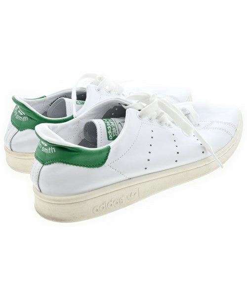 adidas 運動鞋