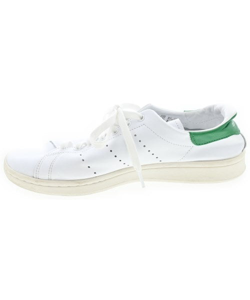 adidas 運動鞋