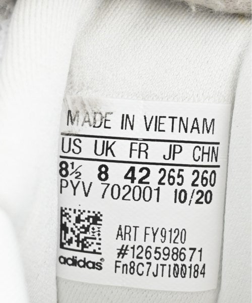 adidas 運動鞋