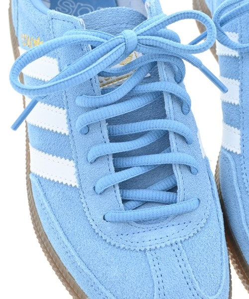 adidas 運動鞋