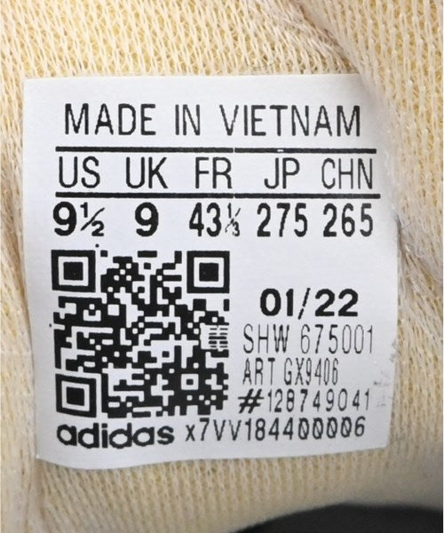 adidas 運動鞋