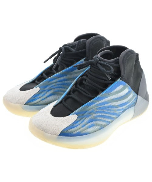 adidas 運動鞋