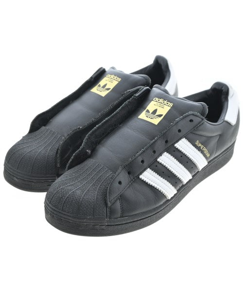 adidas 運動鞋
