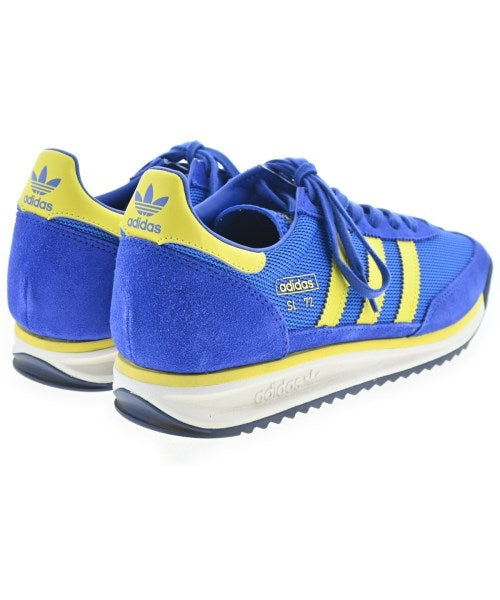 adidas 運動鞋