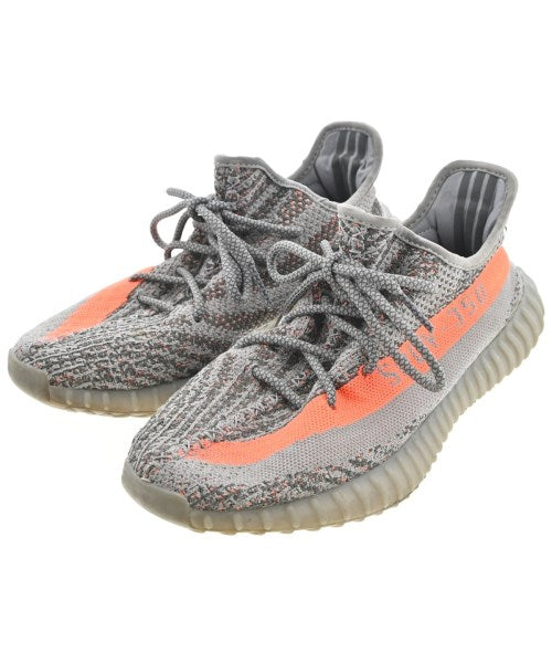 adidas 運動鞋