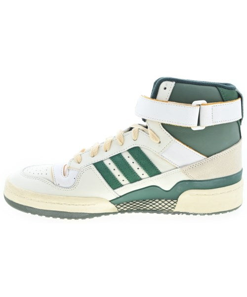 adidas 運動鞋