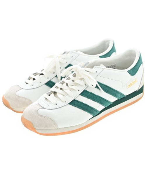 adidas 運動鞋