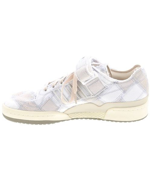adidas 運動鞋