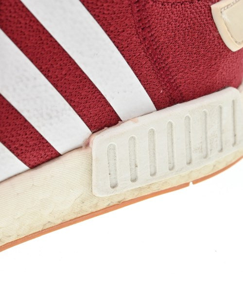 adidas 運動鞋