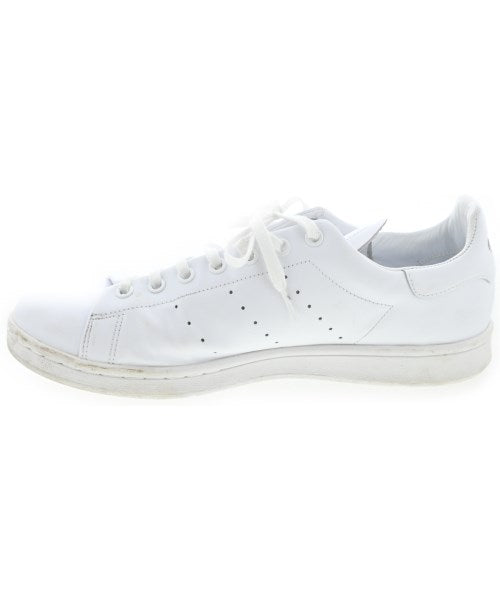 adidas 運動鞋