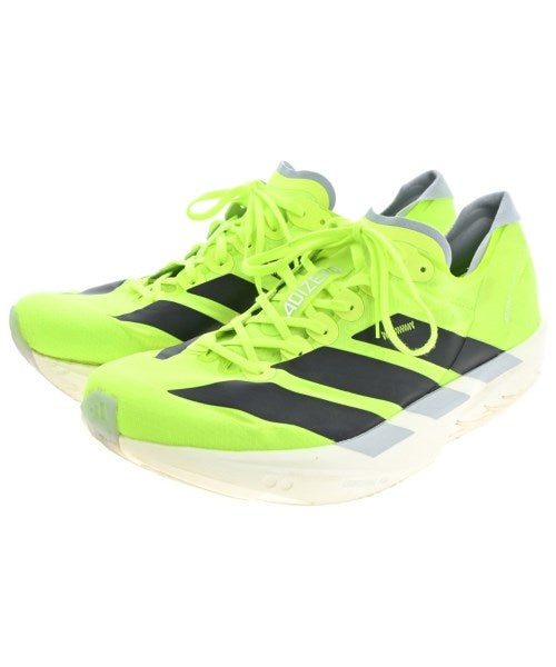 adidas 運動鞋