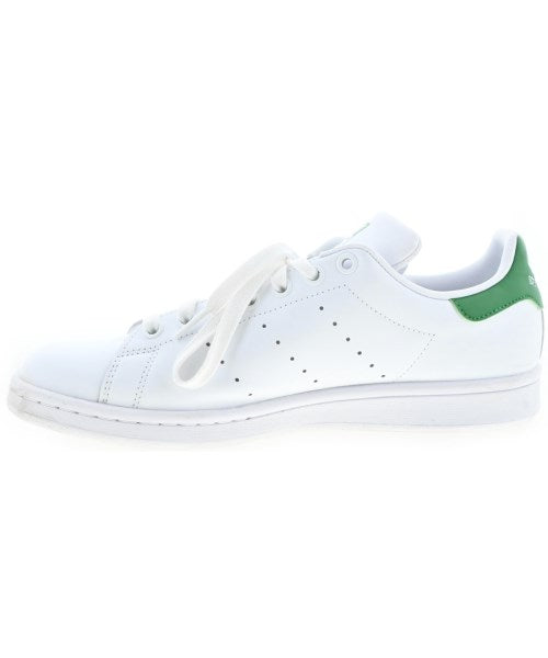 adidas 運動鞋