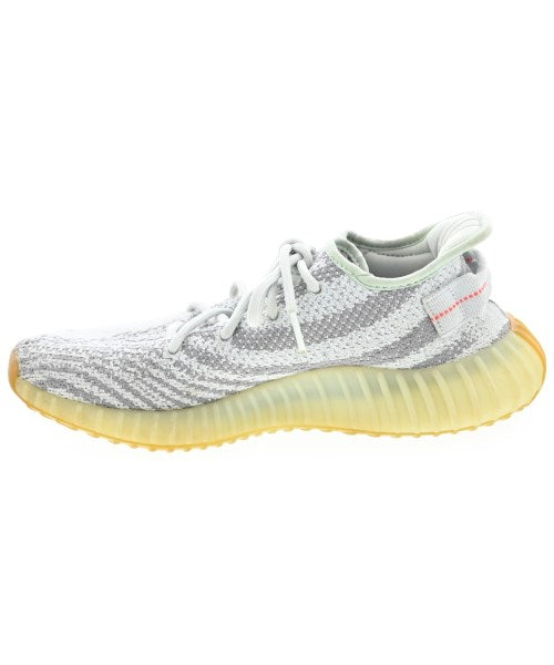 adidas 運動鞋