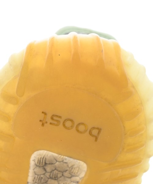 adidas 運動鞋