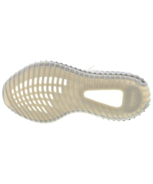 adidas 運動鞋