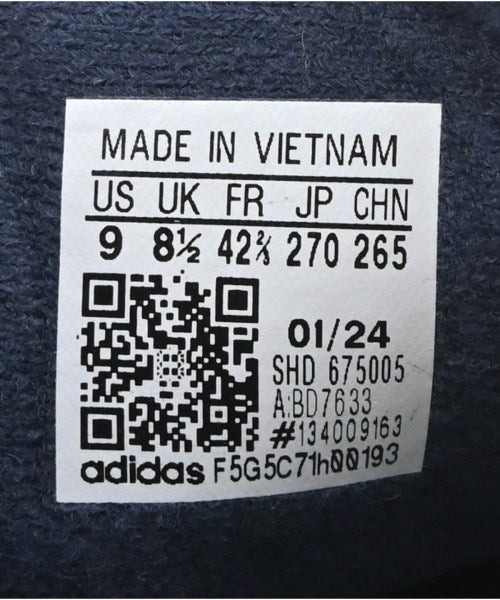 adidas 運動鞋