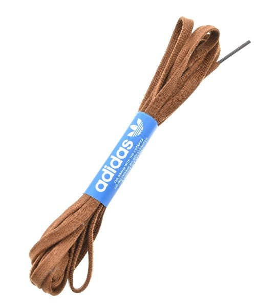 adidas 運動鞋