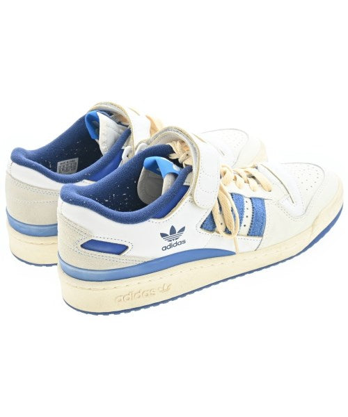 adidas 運動鞋