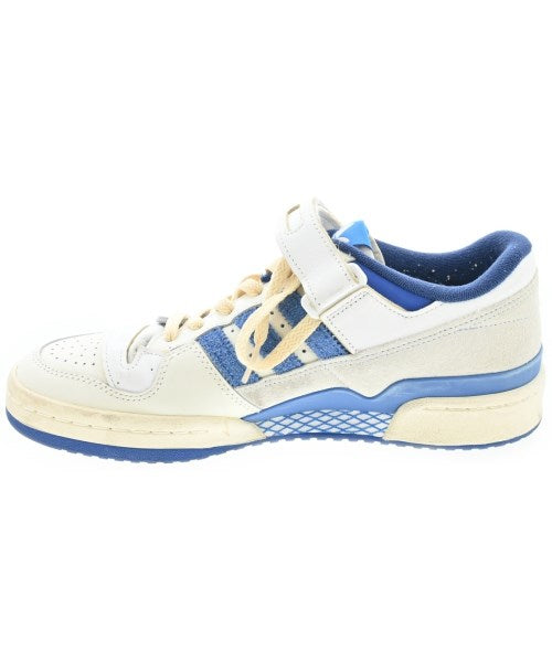 adidas 運動鞋
