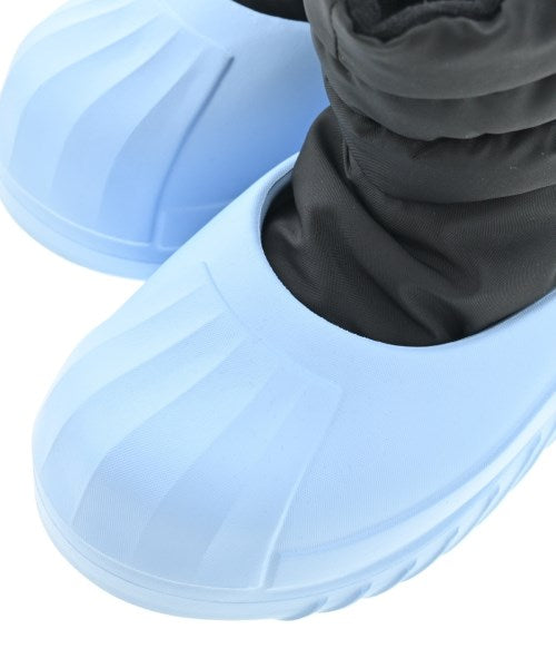adidas 靴子