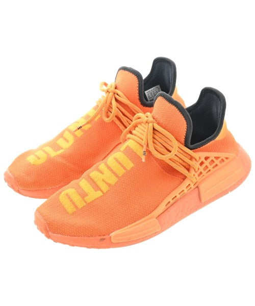 adidas 運動鞋