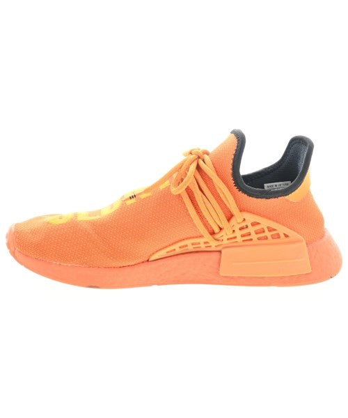 adidas 運動鞋