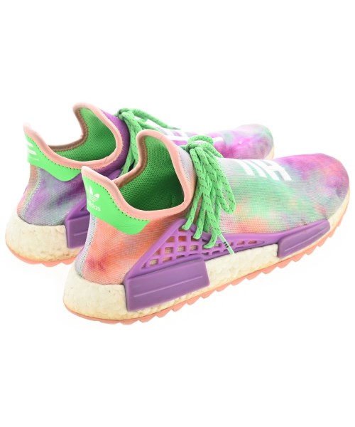 adidas 運動鞋