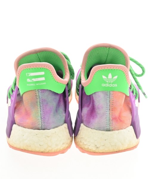 adidas 運動鞋