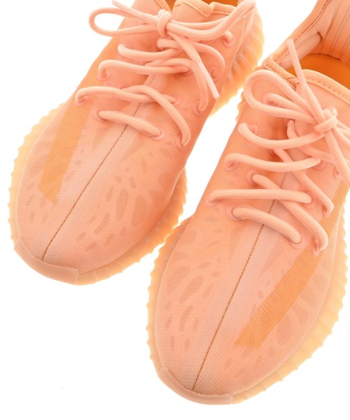adidas 運動鞋