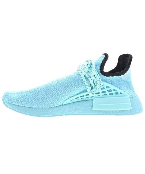 adidas 運動鞋