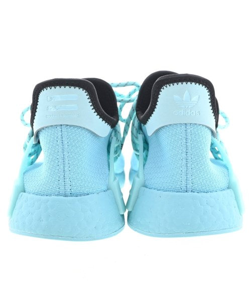 adidas 運動鞋