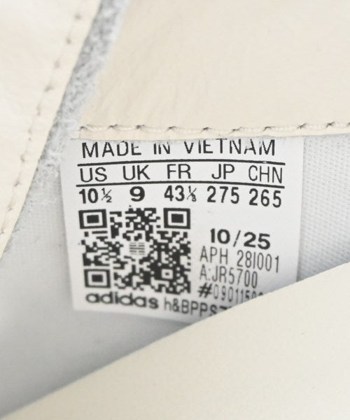 adidas 運動鞋