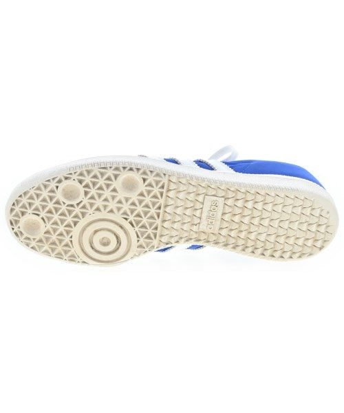 adidas 運動鞋