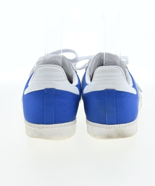 adidas 運動鞋