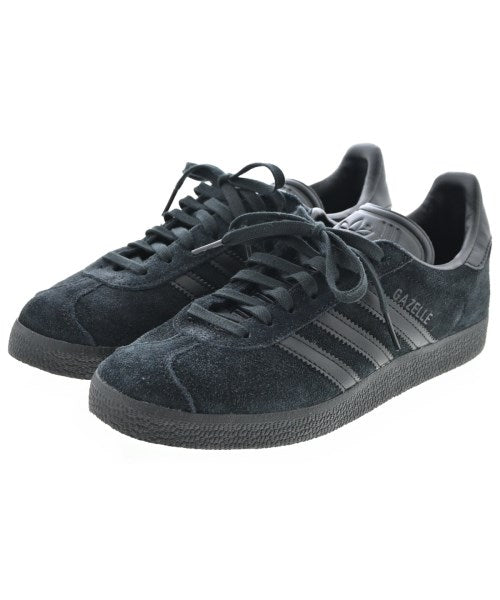 adidas 運動鞋