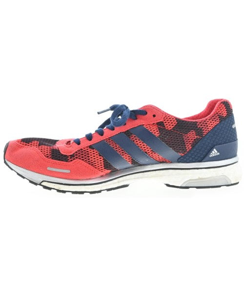 adidas 運動鞋