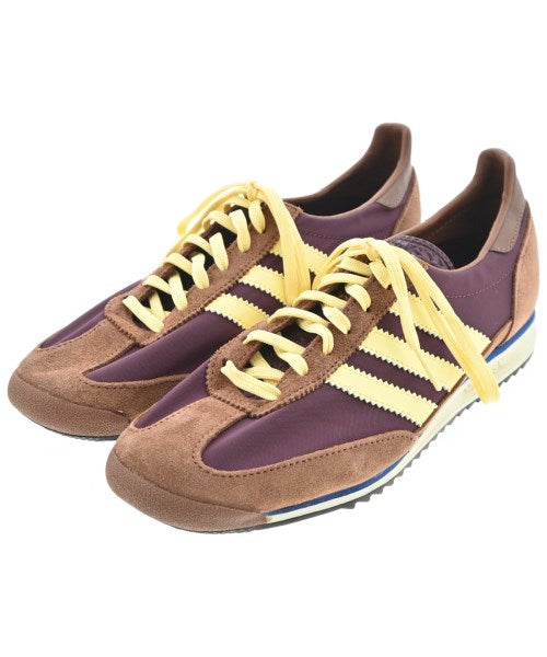 adidas 運動鞋