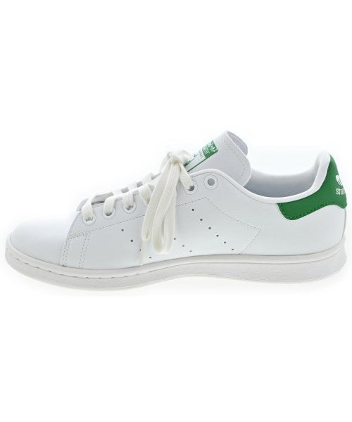 adidas 運動鞋
