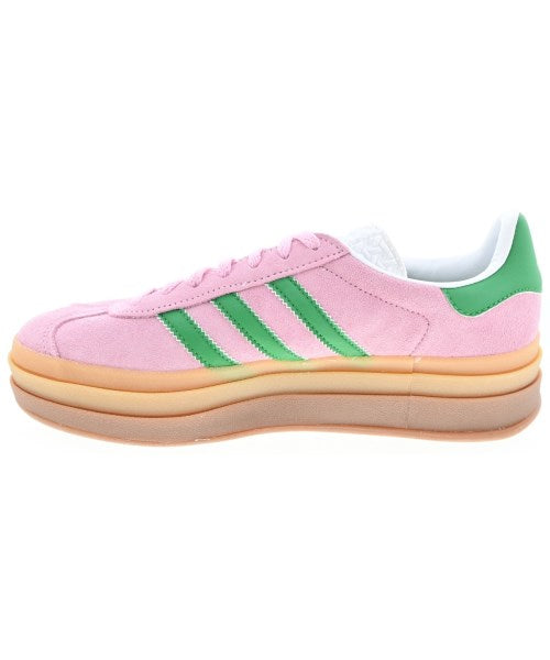 adidas 運動鞋