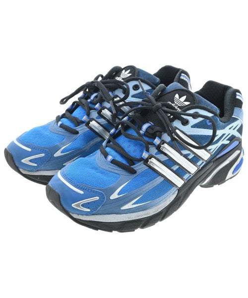 adidas 運動鞋