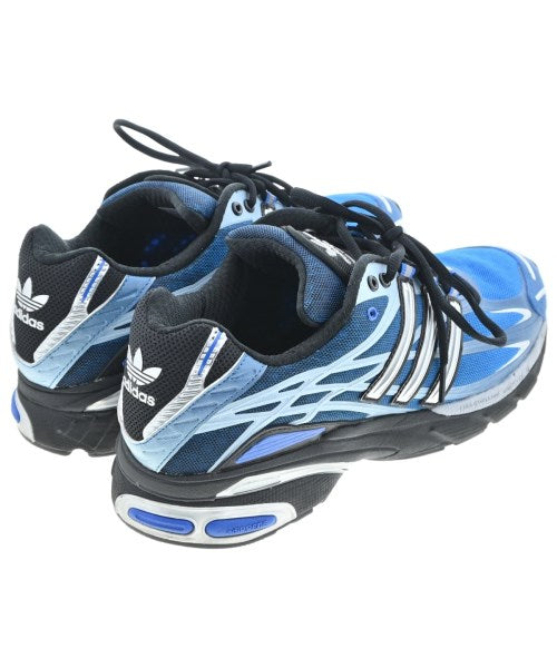 adidas 運動鞋
