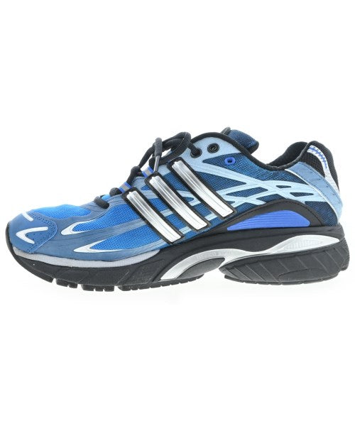 adidas 運動鞋