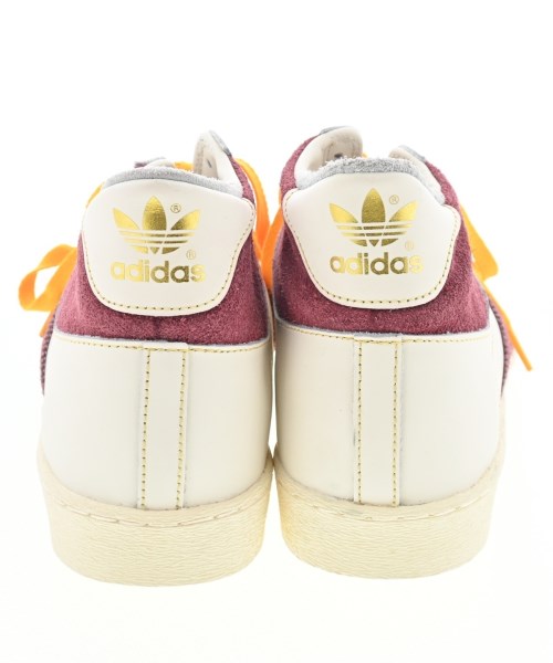 adidas 運動鞋