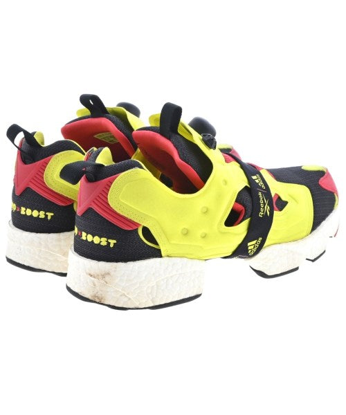 adidas 運動鞋