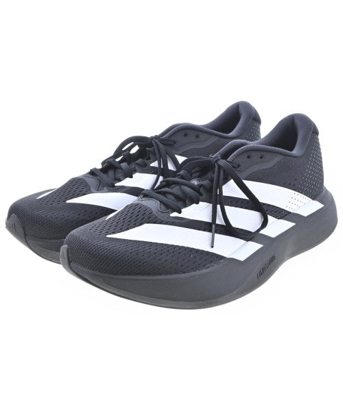 adidas 運動鞋