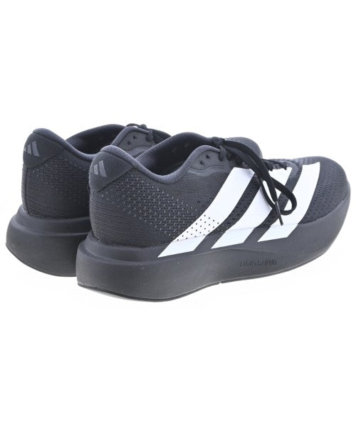 adidas 運動鞋