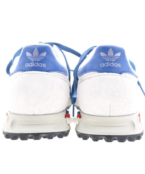 adidas 運動鞋