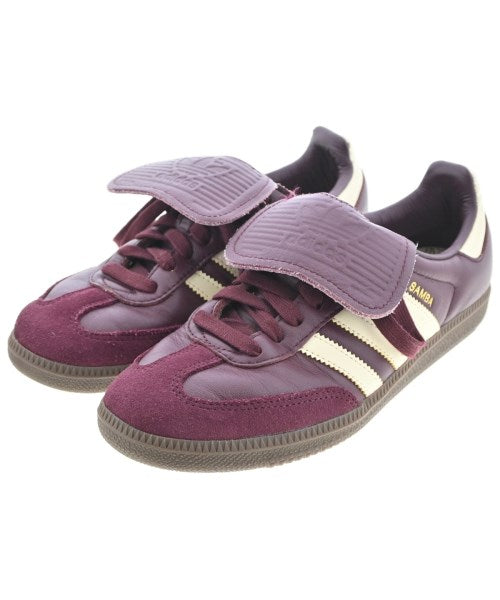 adidas 運動鞋