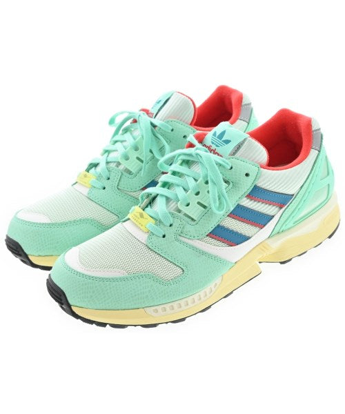 adidas 運動鞋